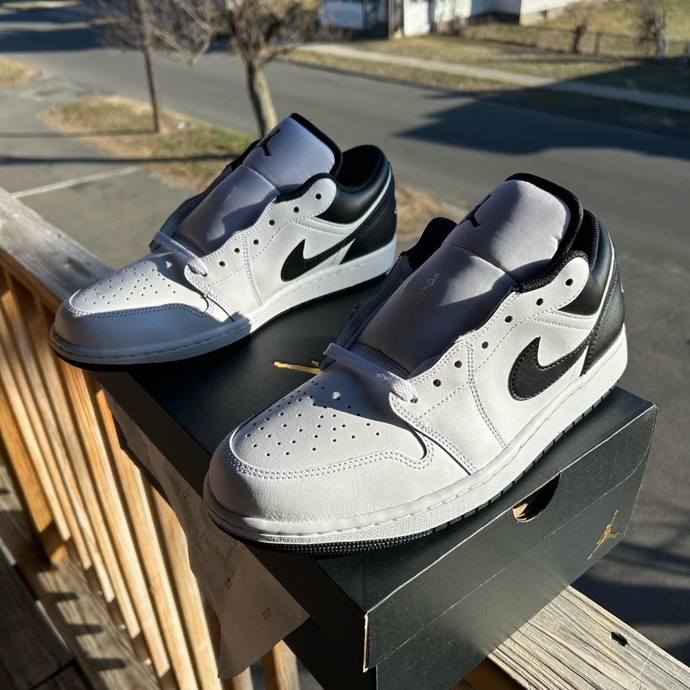 Jordan 1 low Size 11 brand new